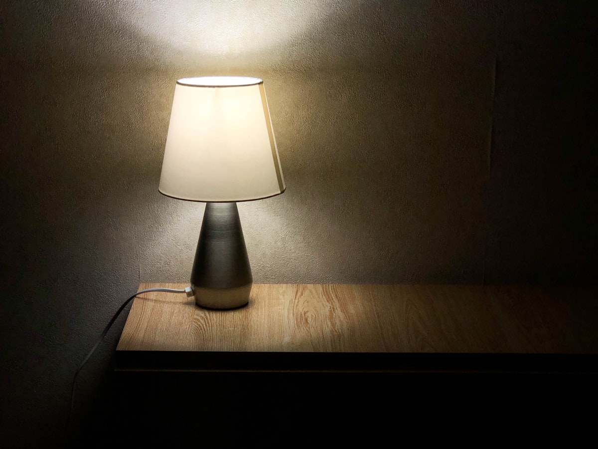 Luctra Table Pro daglicht bureaulamp